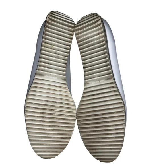Stuart Weitzman Leather Gold and White  Gateway Zip Sneaker - Picture 11 of 12
